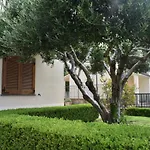 Tusitala - & Appartamento Maratea